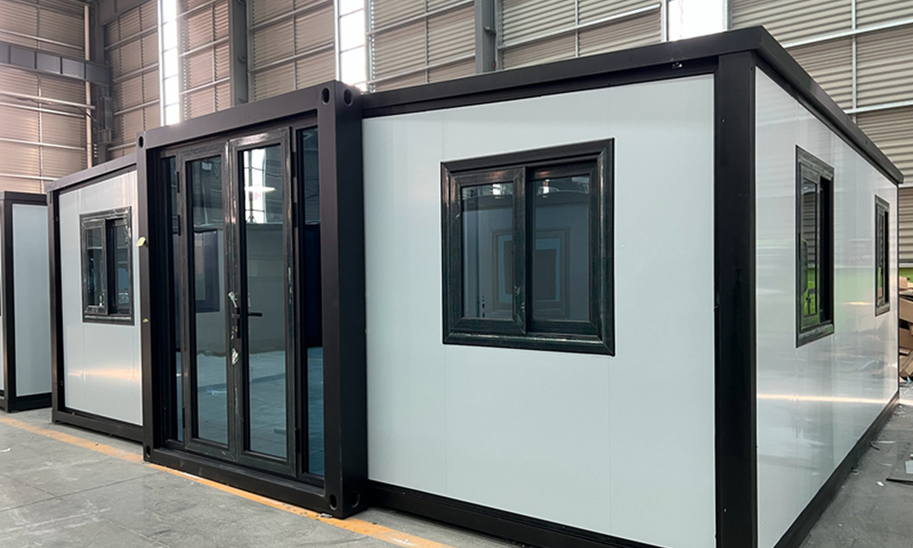 Can Expandable Houses Survive Harsh Canadian Winters?